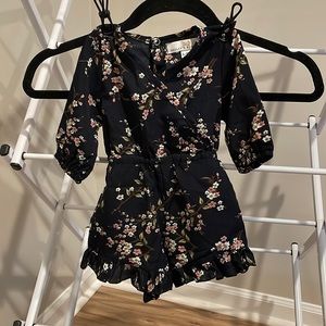 Bailey’s blossoms 6-9m long sleeve spring romper